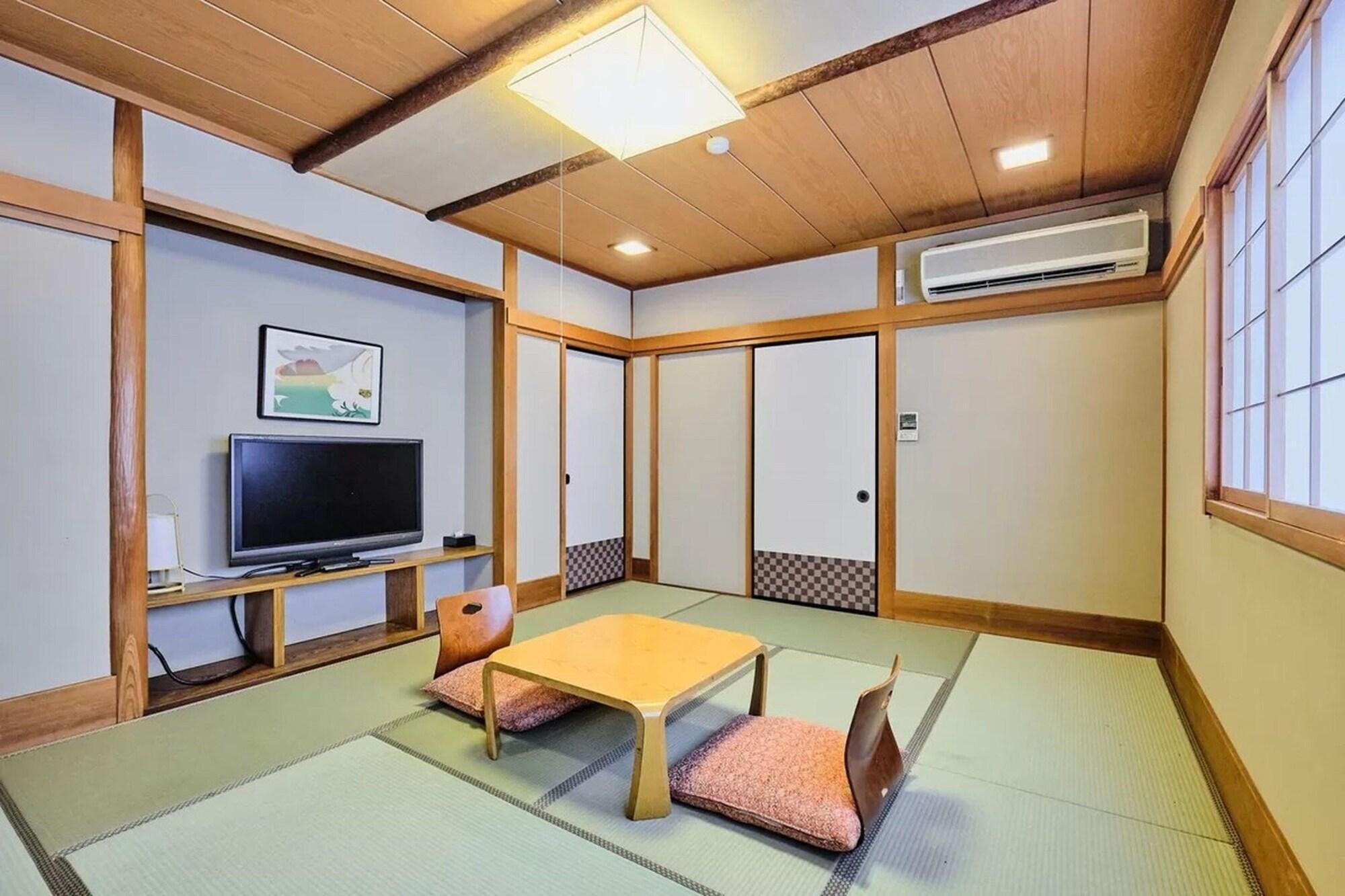Kyoya Ryokan Nagoya Buitenkant foto