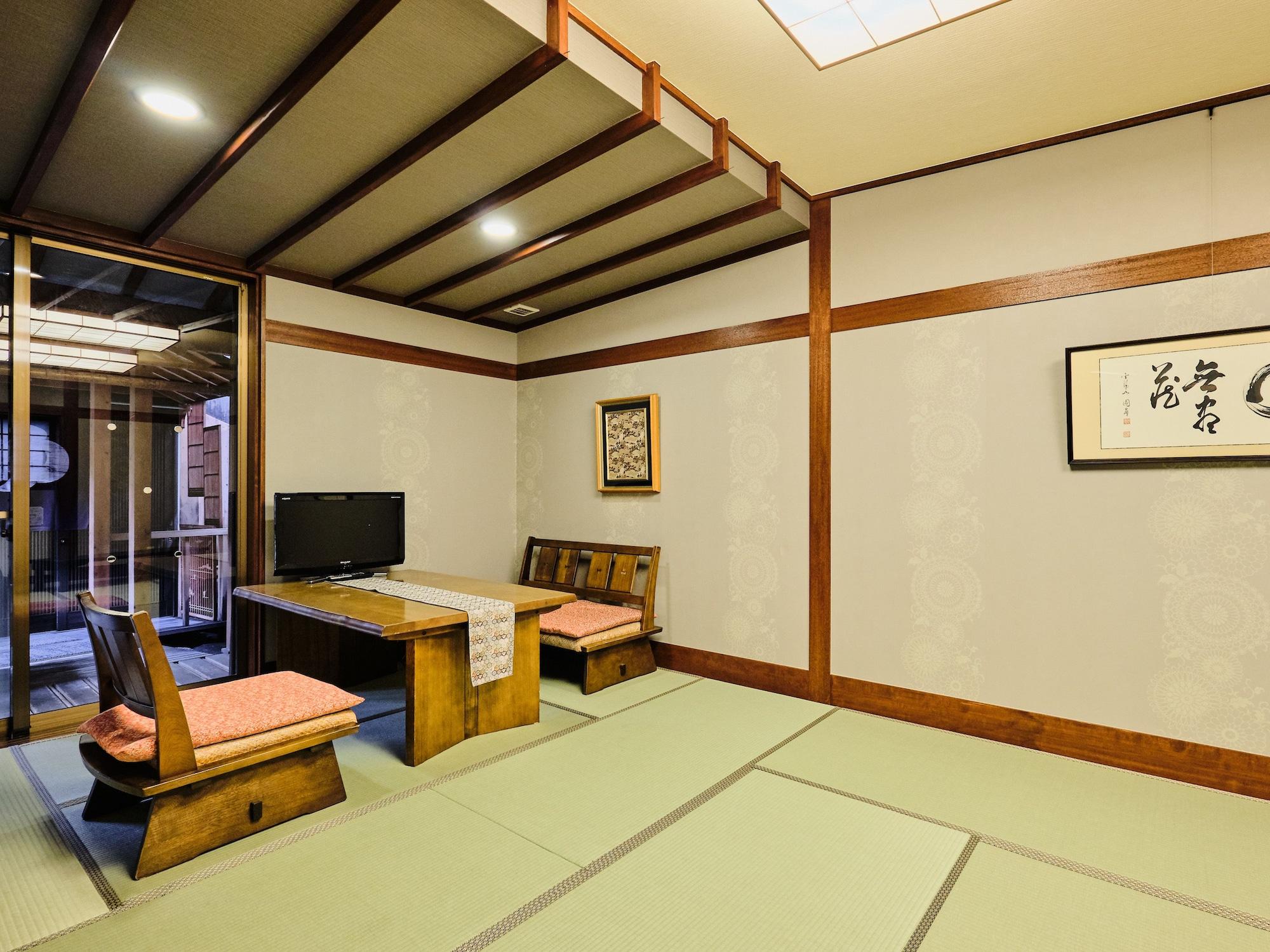 Kyoya Ryokan Nagoya Buitenkant foto