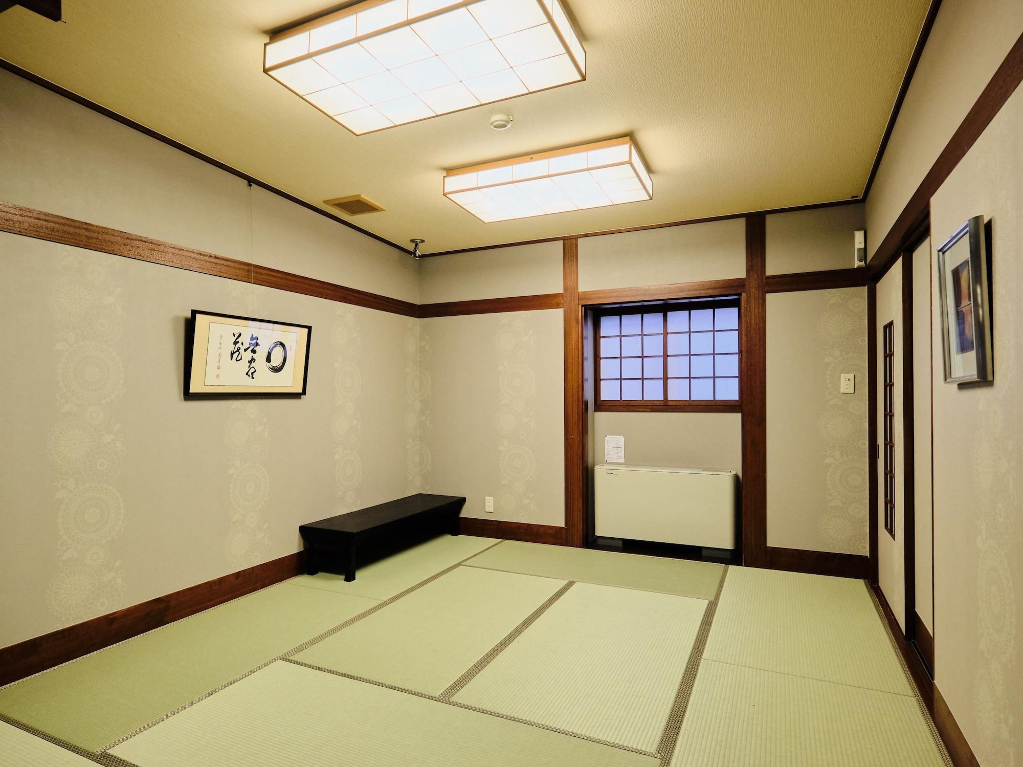 Kyoya Ryokan Nagoya Buitenkant foto