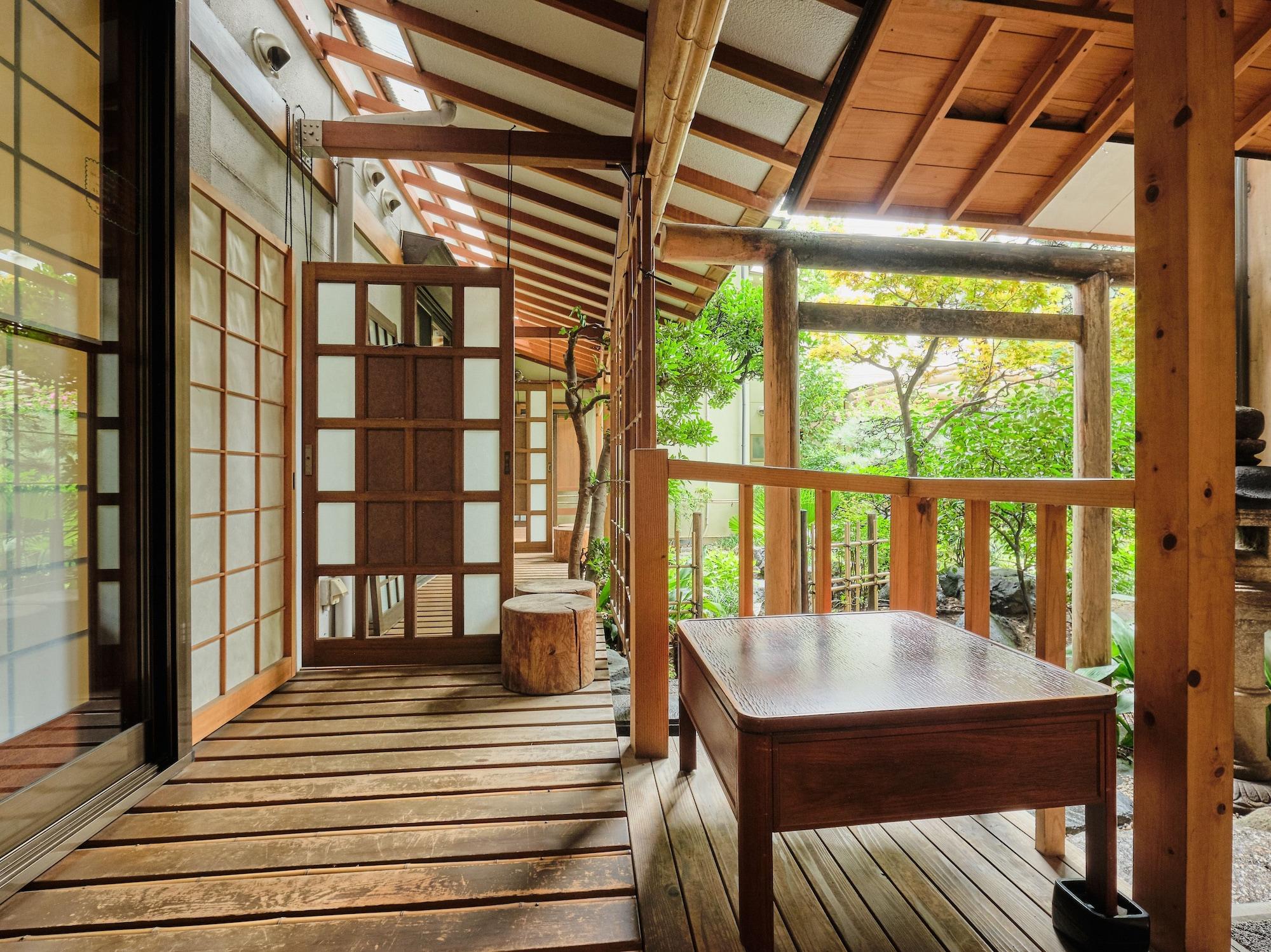 Kyoya Ryokan Nagoya Buitenkant foto
